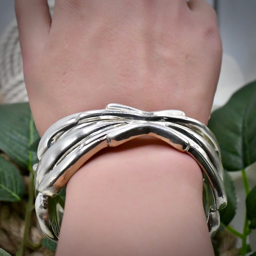 Signed ZIV Israel 41.7g Sterling Silver 925 Solid Liquid Wave Statement Bangle